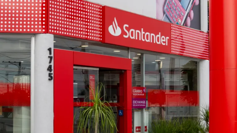 Agência bancária Santander (foto: reprodução)