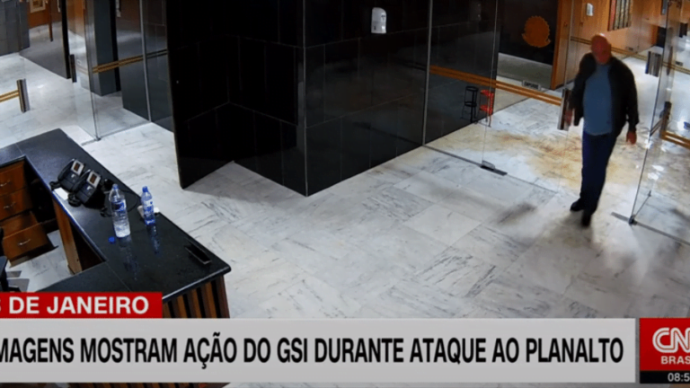 Câmeras mostram ministro do GSI no Palácio do Planalto durante ataques do 8 de janeiro