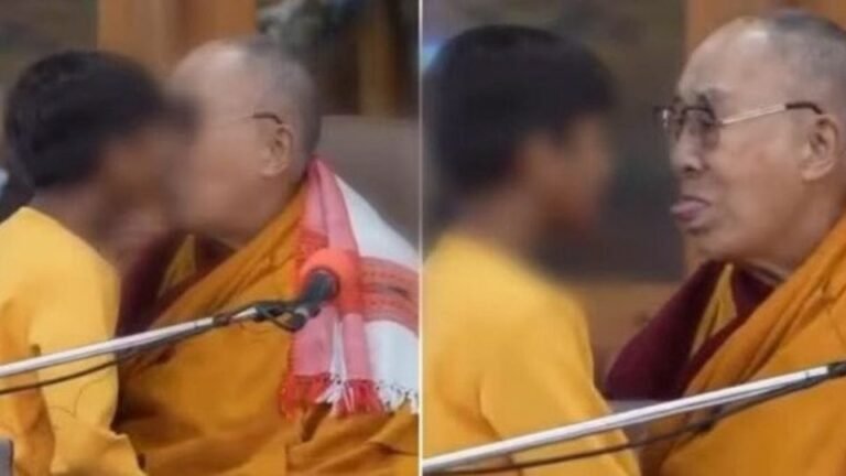 Dalai Lama beijo menino (Foto: Reprodução)
