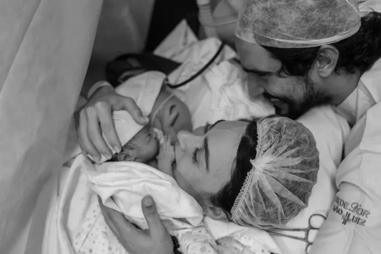 Thaila Ayala deu à luz Tereza, sua segunda filha com Renato Góes (Foto: Fabi Salomão)