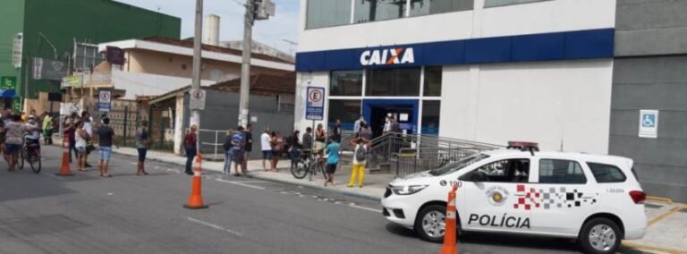 Idosa morre dentro de agência da Caixa