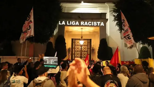 Protesto reúne movimentos sociais e ativistas antirracistas