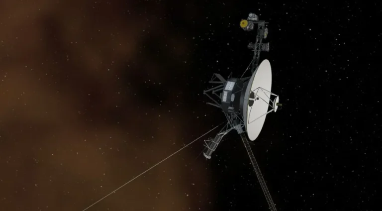 Voyager 2 opera além da heliosfera, a bolha de campos magnéticos e partículas do sol que se estende muito além da órbita de Plutão Reprodução/Nasa