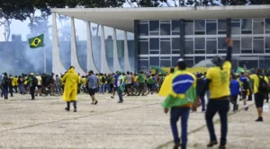 Invasão do prédio do Supremo Tribunal Federal (STF) no 8 de janeiro (foto: Marcelo Camargo/Agência Brasil - reprodução Tag Notícias)
