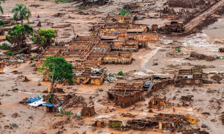 Acordo proposto pela Vale prevê o pagamento de R$ 100 mil para familiares das vítimas de Brumadinho desistirem de ações judiciais (foto: reprodução - Tag Notícias)