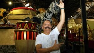 Morre o carnavalesco Max Lopes, o 'Mago das Cores' (Foto: Reprodução)