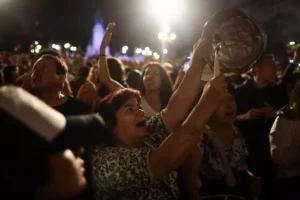 Protesto em Buenos Aires contra políticas de Javier Milei (21/12/2023) Foto: REUTERS/Agustin Marcarian