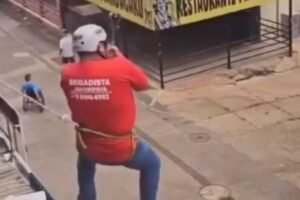 Vídeo mostra momento exato em que aluno de brigadista cai após tirolesa se romper (Foto: Reprodução)