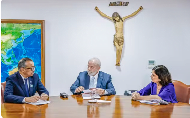 Lula de encontra com diretor da OMS (Foto: Reprodução)