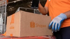 Mais de 700 mercadorias da Shopee e Shein foram roubadas em Uberaba (Foto: Reprodução)