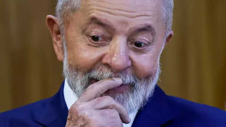Cartão corporativo pagou R$ 8,5 mi em viagens internacionais de Lula (Foto: Reprodução)