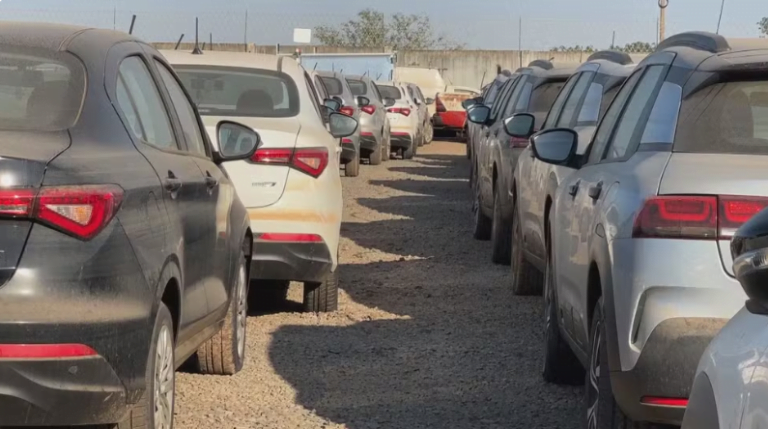 Carros da enchente no Rio Grande do Sul são vendidos por até 60% do valor (Foto: Reprodução)