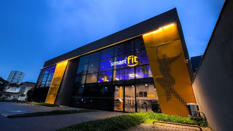SmartFit vai comprar Velocity Academia de Ginástica